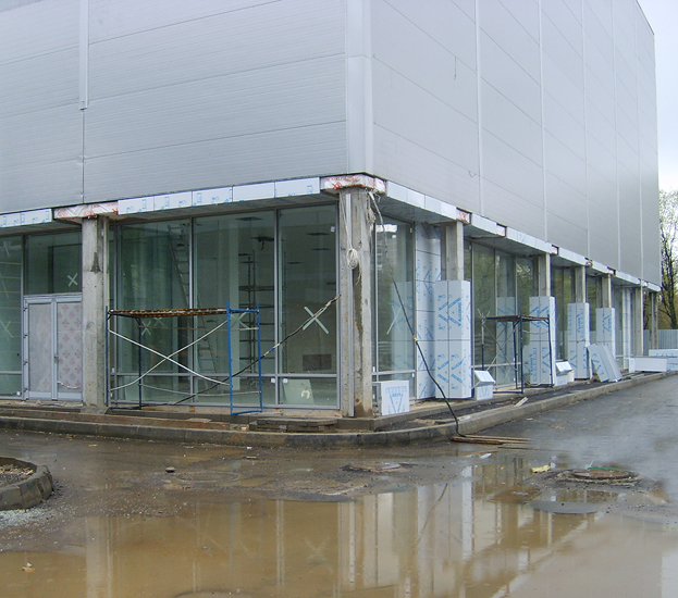 Вентилируемые фасады из композитных панелей Alucobond (Алюкобонд) крепились на подсистему КТС из алюминия — НОВЫЕ ФАСАДЫ.